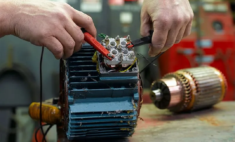 Electric motor winding